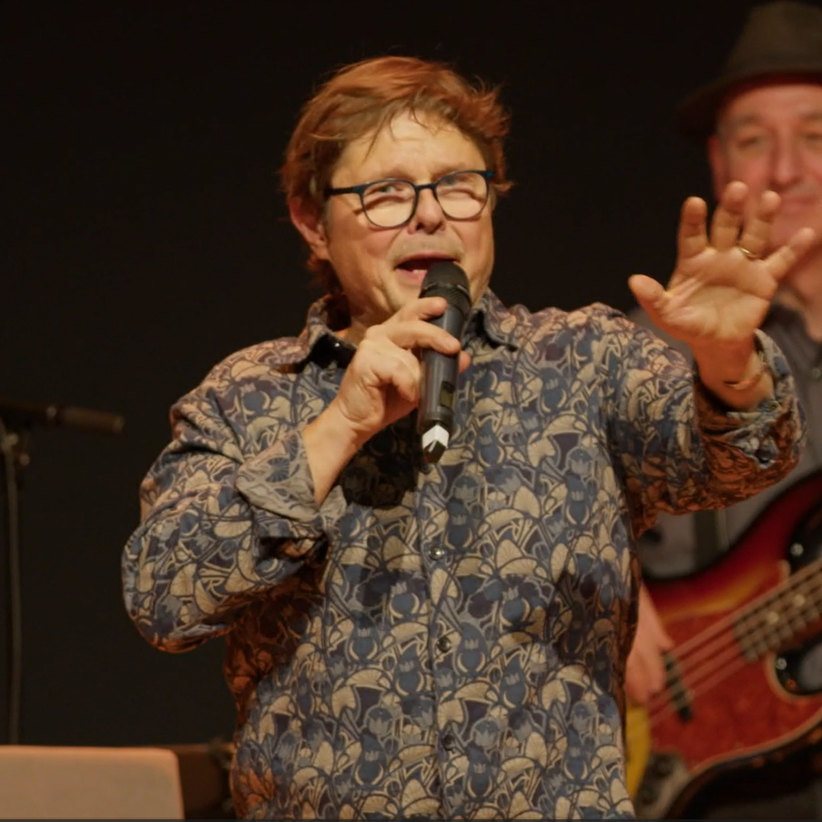 Jonas Reindl Konzert in Wien mit Peter Dukes live