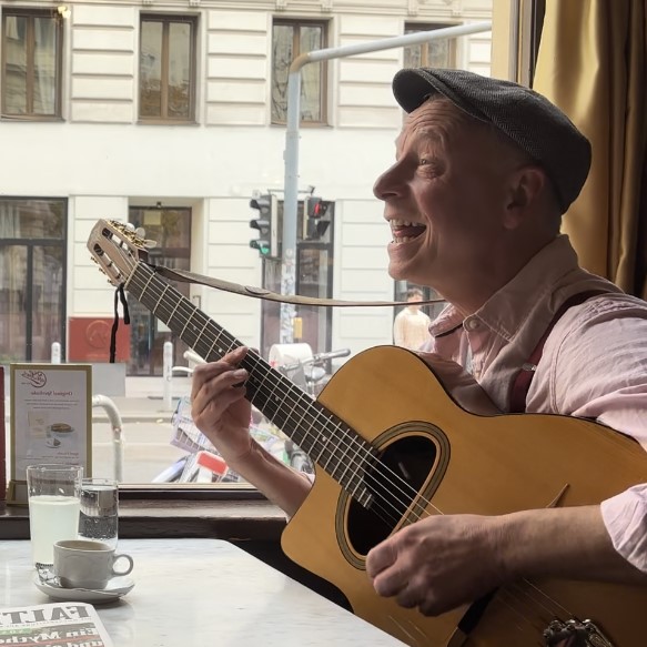 Michael Scheed Musiker bei Jonas Reindl Mundart Soul